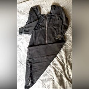 Black Puff-Sleeve Midi Dress with Front Zip